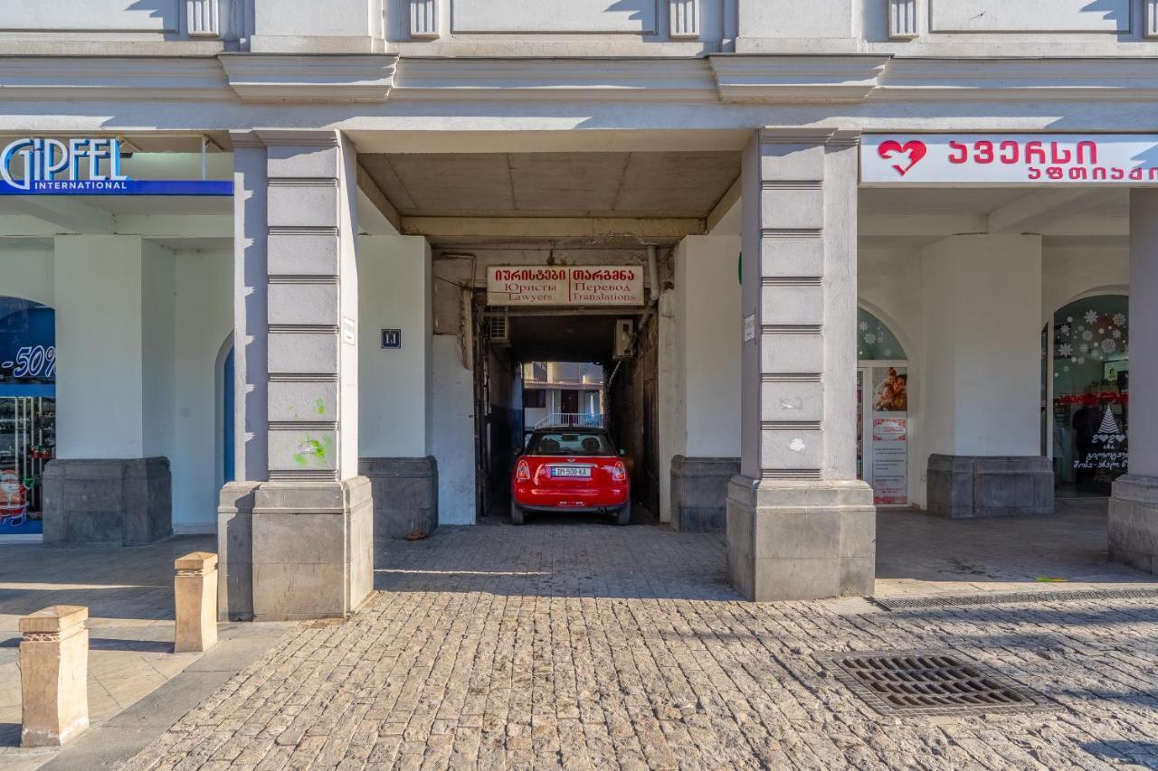 Cozy Baity Tbilisi Apartment Exterior photo